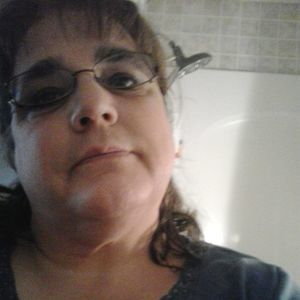 Meet your Posher, Pam